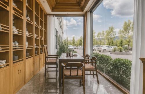 Deqen Hotel | Shangri-La Qianyue S Oxygen-Supplied Scenic View Hotel