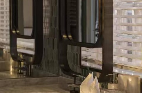 Dali Town Bed & Breakfast | shanhaixijing.Garden Holiday Homestay