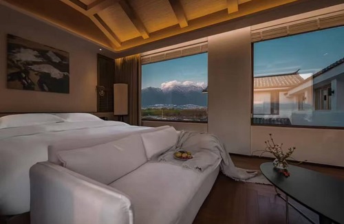 Dali Town Bed & Breakfast | shanhaixijing.Garden Holiday Homestay