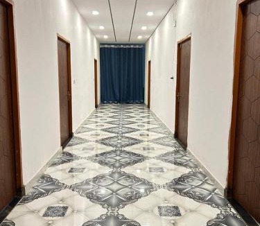 Meerut Hotel | Shanti luxury rooms