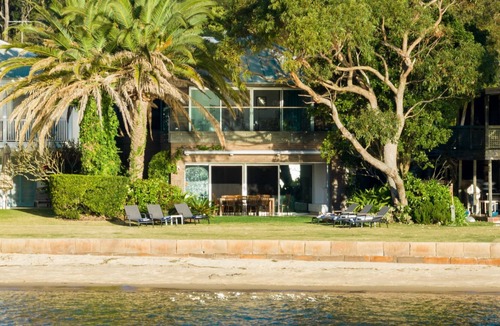 Palm Beach House | Shell House On Iluka by Palm Beach Holiday Rentals