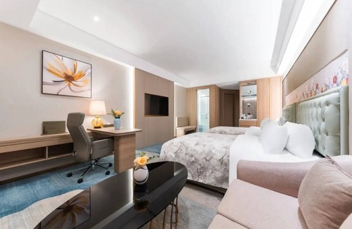 Jiangxia District Hotel | Shengbaolong International Hotel