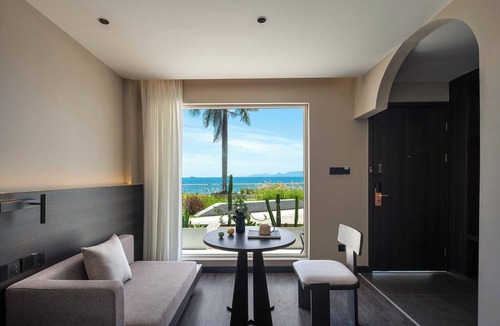 Dapeng Bed & Breakfast | Shenzhen Nan'ao Beach Seaview Guesthouse