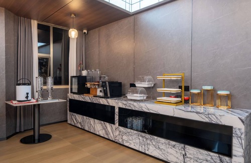 Luohu Apartment | ShenZhen & ZM Luxurious City View Hotel