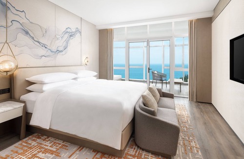 Zhongjie Subdistrict Hotel | Sheraton Beihai Resort