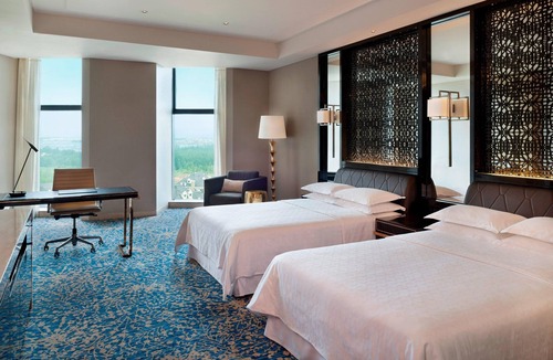 Nanguan Hotel | Sheraton Changchun Jingyuetan Hotel