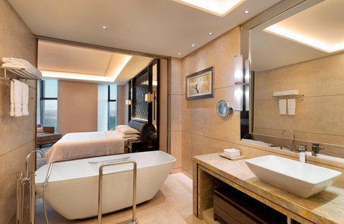 Nanguan Hotel | Sheraton Changchun Jingyuetan Hotel
