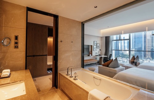 Tianhe Center Hotel | Sheraton Guangzhou Hotel