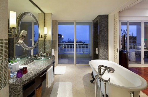 Donghu District Hotel | Sheraton Haikou Hotel