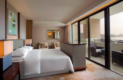Huizhou Hotel | Sheraton Huizhou Bailuhu