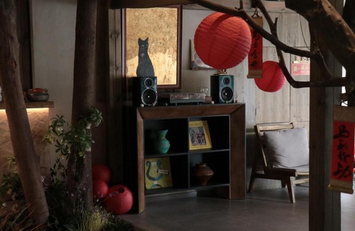 Dujiangyan Hotel | Shishe Spring Designer Homestay