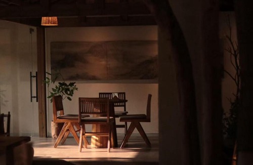 Dujiangyan Hotel | Shishe Spring Designer Homestay
