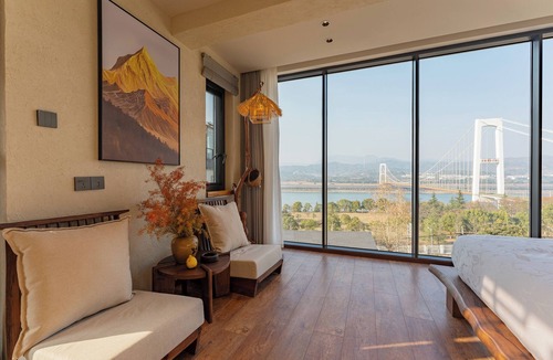 Yichang Bed & Breakfast | Shiyunjian Homestay