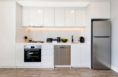 Glen Iris Apartment | Short Stay 2 Bedroom Deluxe Manhattan Glen Iris
