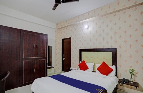 Gomti Nagar Hotel | Shree Hotel