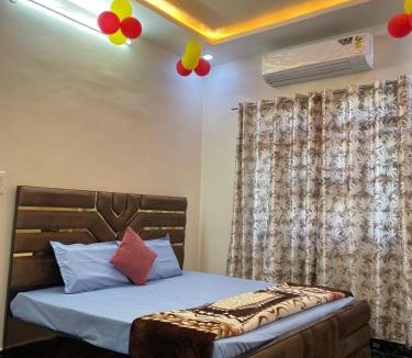 Mathura House | Shri Sanwariya Dham Near By Mathura Junction Railway Station