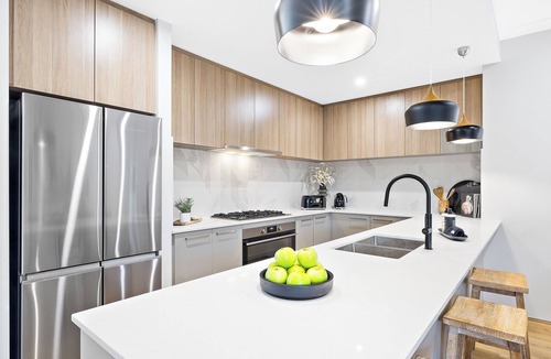 Victoria Park Villa | Side by Side New Luxe Homes