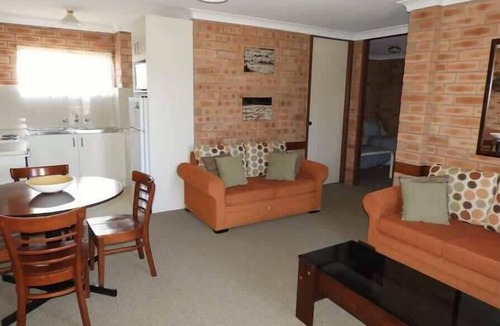 Merimbula Apartment | Siebel 6