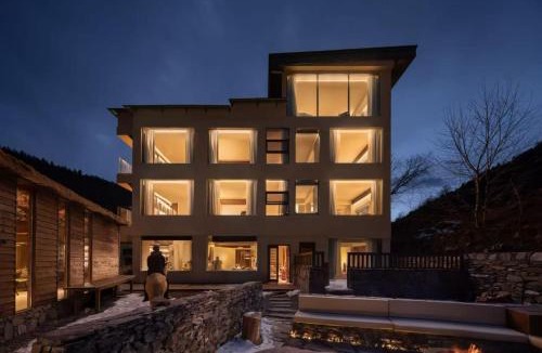 Wenchuan Bed & Breakfast | Siguniang Mountain Snow Inn