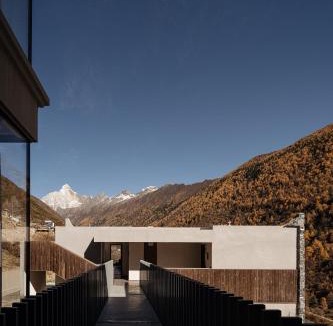 Wenchuan Hotel | Siguniang Mountain · Ruoshui Mountain Retreat Holiday Inn (Changpinggou Scenic Area Branch)