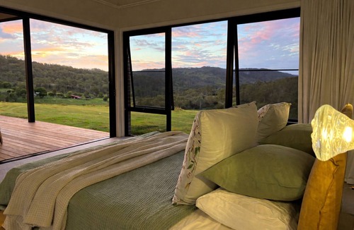 Darlington House | Silk & Oak – Peaceful Scenic Rim Retreat with Nature at Your Door