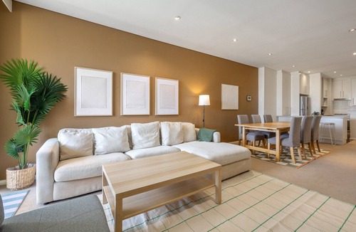 Silverwater Apartment | Silverwater Stay Near Parks and Cafés