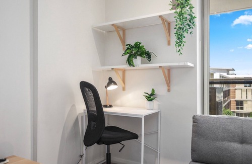 Silverwater Apartment | Silverwater Stay Near Parks and Cafés
