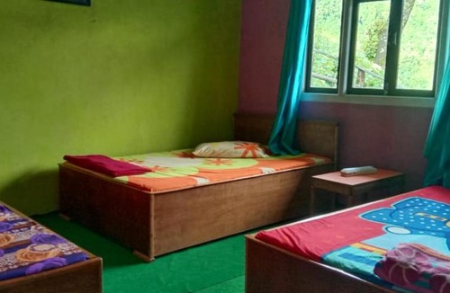 Darjeeling Bed & Breakfast | Singalila Chamling Homestay