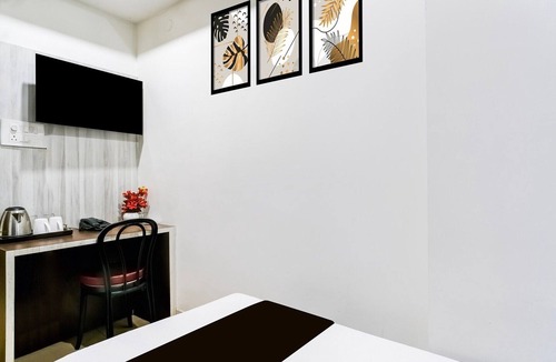 Khanapara House | Single RoomSixmile Guwahati