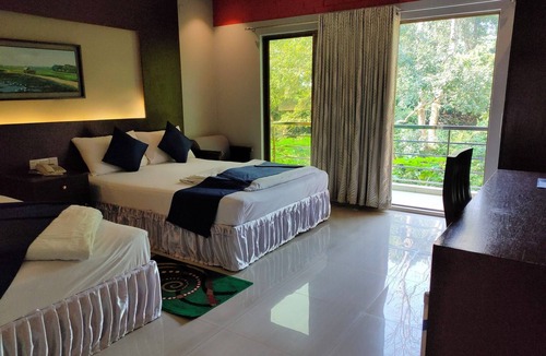 Sreemangal Upazila Hotel | SKD Amar Bari