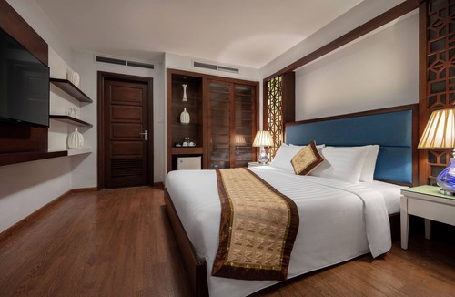 Ba Dinh Hotel | Skylark Hotel