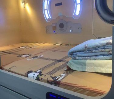 Causeway Bay Hotel | Sleep Cubee Hostel