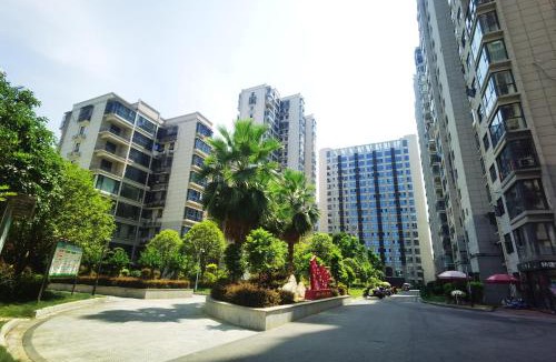 Yongding Apartment | SmileNest Zhangjiajie Downtown Cozy Luxury Suite Private Custom Journeys VIP Ticket Service For 2-6 Guests
