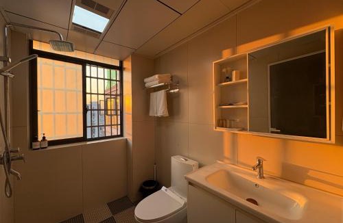 Yongding Apartment | SmileNest Zhangjiajie Downtown Elegant Luxury Suite Private Custom Journeys VIP Ticket Service For 2-6 Guests