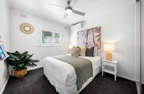 Glenelg North House | Solara - Sunlit Alfresco Living with Sauna
