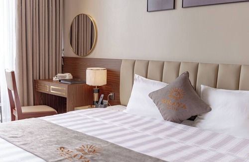 Van Don Hotel | Solaya hotel
