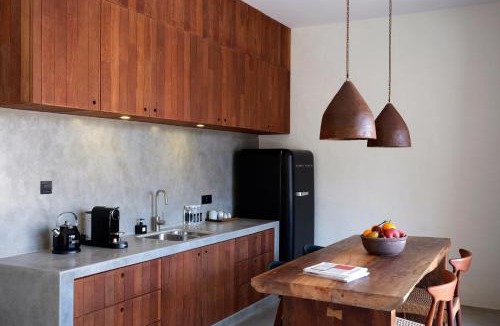 Shapotou District Hotel | South Zhongwei Resort