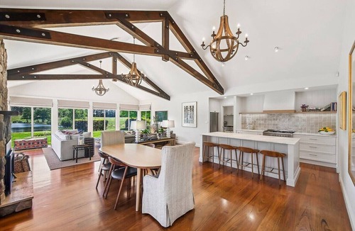 Sutton Forest House | “Southern Highlands Estate”, Private Rural Oasis.