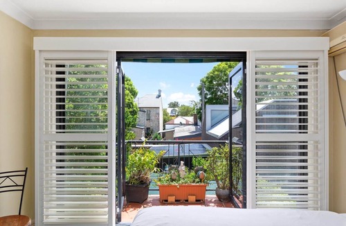 Alexandria Apartment | Spacious 2-Bed Townhouse with Garage & Patio