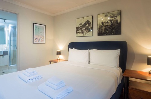 Perth Apartment | Spacious 2 Bedroom Apartment with Pool, Gym, and Parking
