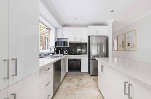 Seaforth Apartment | Spacious 3-Bed Duplex in Leafy Seaforth