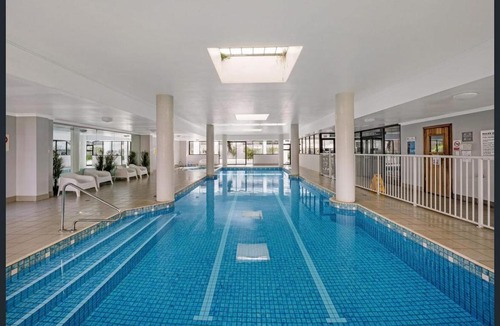 Ultimo Apartment | Spacious 3BR Apt with Parking Walk to ICC & Darling Harbour & CBD & Chinatown