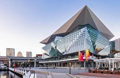 Ultimo Apartment | Spacious 3BR Apt with Parking Walk to ICC & Darling Harbour & CBD & Chinatown