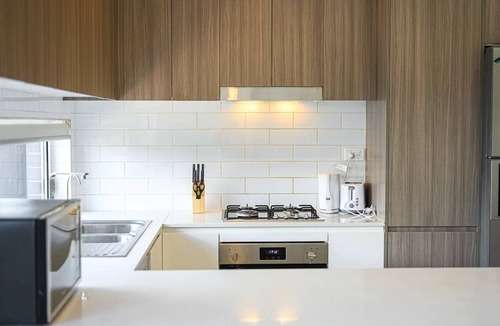 Gregory Hills House | Spacious 5 Bedroom 2.5 bathroom House in Gregory Hills
