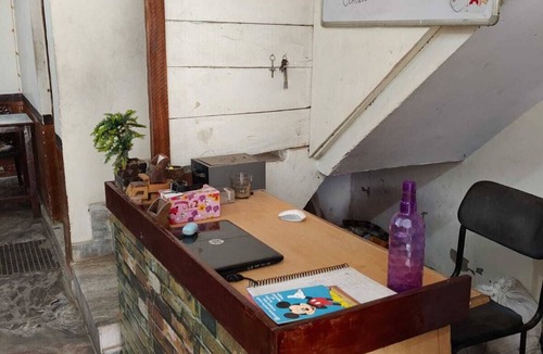 Taj Ganj House | Spacious 5-bedroom house with AC, WiFi in the "city of love" Agra.