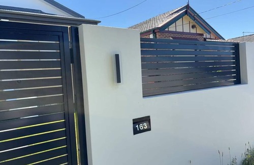 Kingsgrove House | Spacious 5BR Family Haven in Kingsgrove for 12ppl