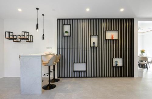 Kingsgrove House | Spacious 5BR Family Haven in Kingsgrove for 12ppl