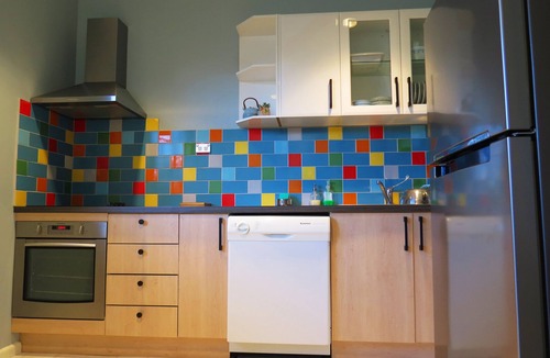 Wentworth Falls Apartment | Spacious and Secluded, The Suenaga Suite