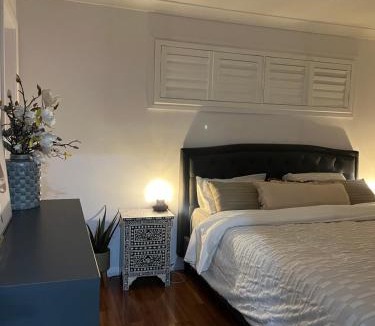 Campbelltown House | Spacious family home