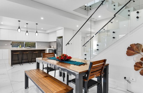 Lidcombe House | Spacious Lidcombe Lux mins to Sydney Olympic Park